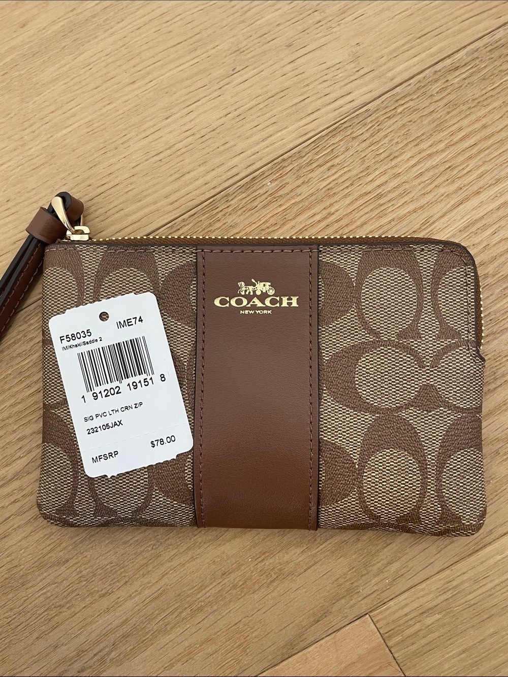 Coach Wristlet. NWT
